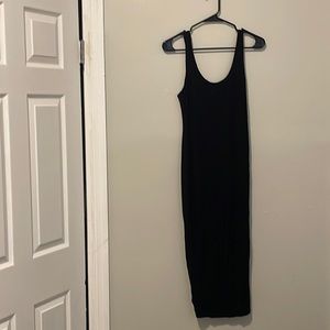 Black Sleeveless Midi Dress